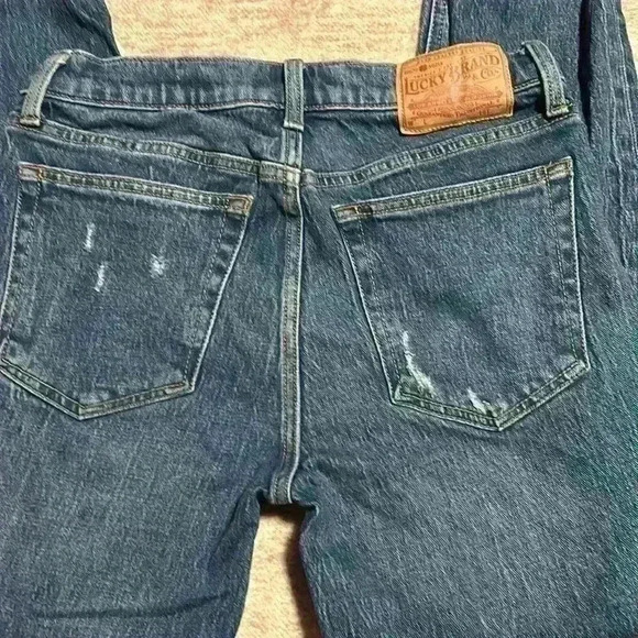 Lucky Brand sz 2 / 26 jeans distressed skinny medium wash Sienna Slim Boyfriend - Picture 4 of 6